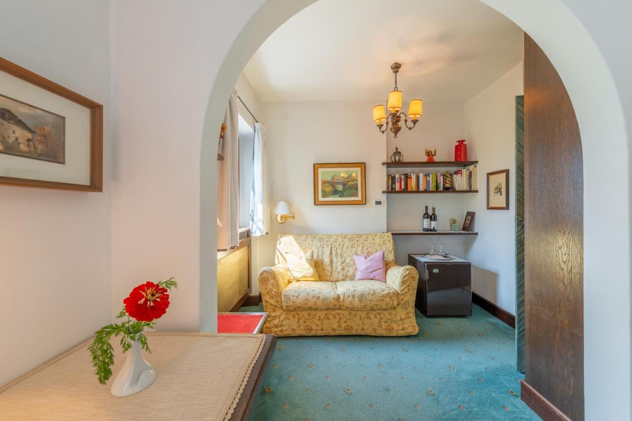 Bed and Breakfast Haus Oberhofer Корнаяно Екстер'єр фото